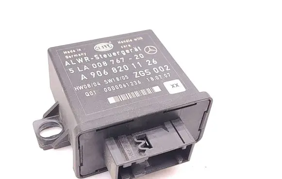 Mercedes-Benz Sprinter W906 Light module LCM A9068201126 5LA00876720