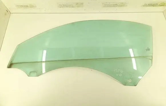 Mercedes-Benz SLK R172 Front door window glass four-door 1727250110 1727250300
