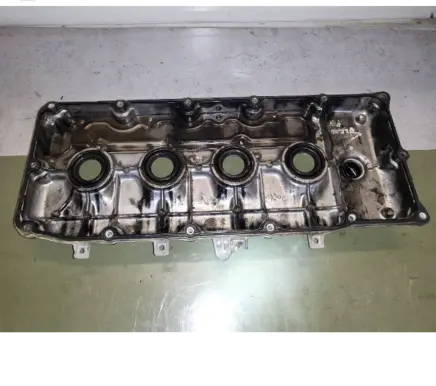 Isuzu D-Max Rocker cam cover 