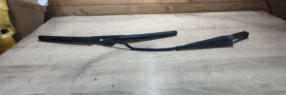Volkswagen PASSAT B5.5 Windshield/front glass wiper blade 3B1955409