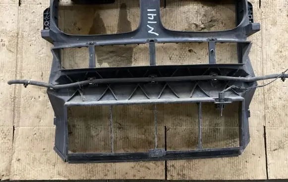 BMW X5 E70 Radiator support slam panel 7159583 10834110