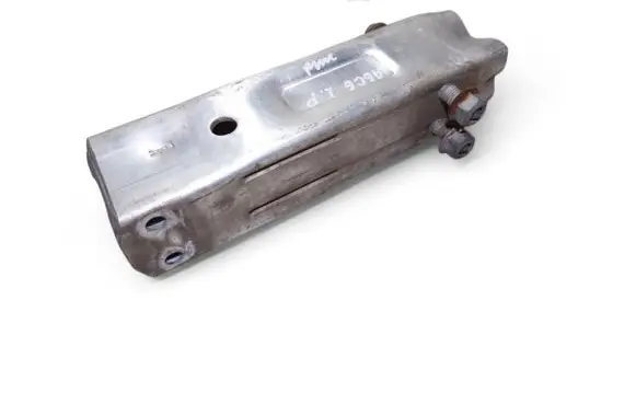 Audi A6 S6 C6 4F Front bumper shock/impact absorber 4F0807134