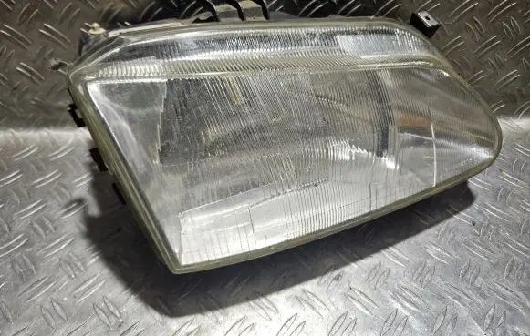 Renault Megane I Headlight/headlamp 88204649 085795
