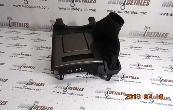 Cup holder front