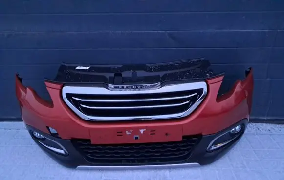 Peugeot 2008 I Front bumper 