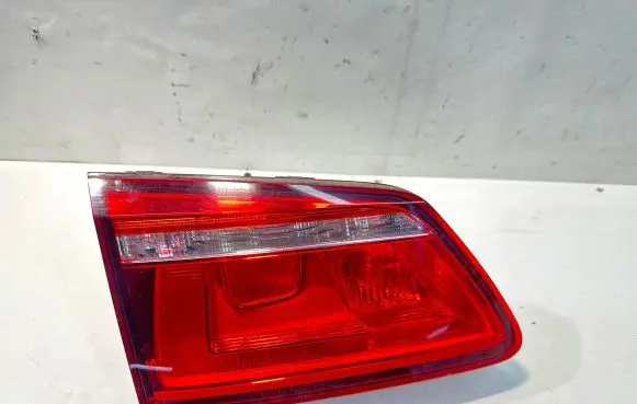 Volkswagen Golf Sportsvan Tailgate rear/tail lights 510945093K 90057451A M90057451A2210