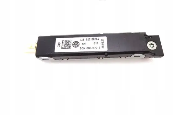Volkswagen Atlas Aerial antenna amplifier 3CN035577E