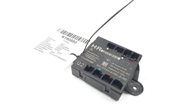 Mercedes-Benz CLS C218 X218 Door control unit/module A2129001327