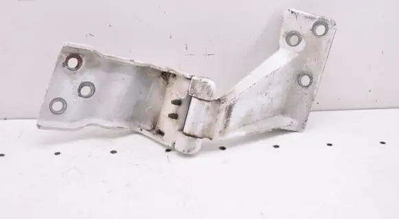 Mercedes-Benz Vito Viano W639 Tailgate/trunk/boot hinge A6397402037
