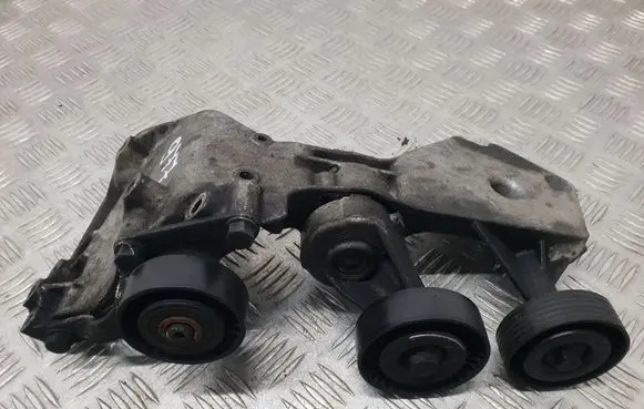 Mercedes-Benz A W168 Generator/alternator bracket 