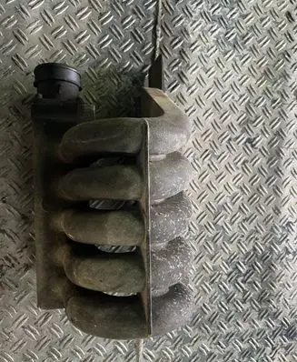 Volkswagen Multivan T4 Intake manifold