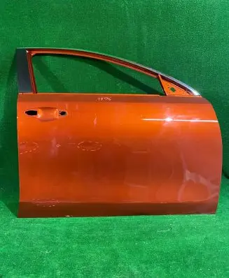 KIA Ceed Front door