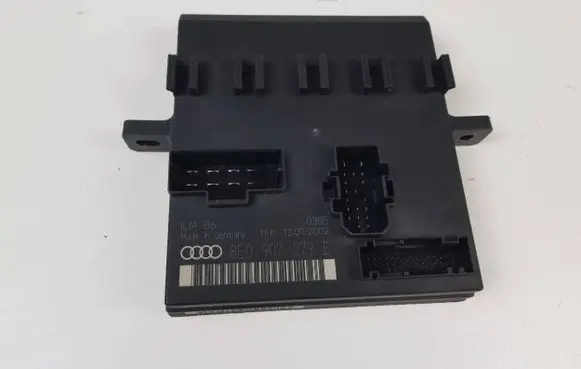 Audi A4 S4 B6 8E 8H Comfort/convenience module 8E0907279E