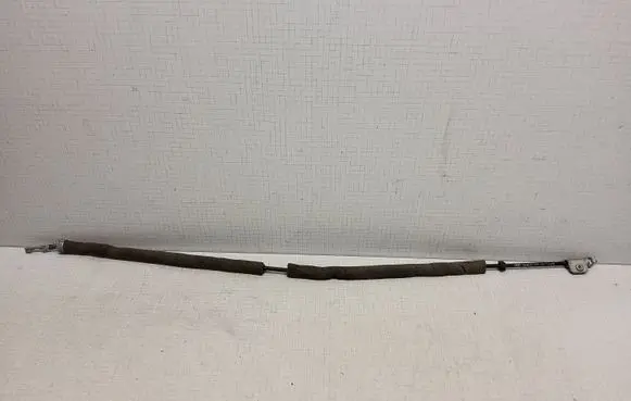 Volkswagen PASSAT B5 Gear shift cable linkage 8D1713575