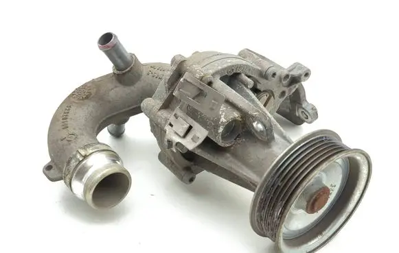 Alfa Romeo Giulia Water pump 05048124AE 1729124790 00500555440