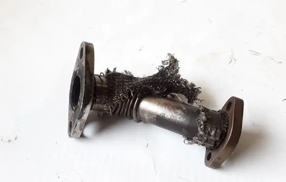 Audi A6 S6 C6 4F EGR valve line/pipe/hose 059131525