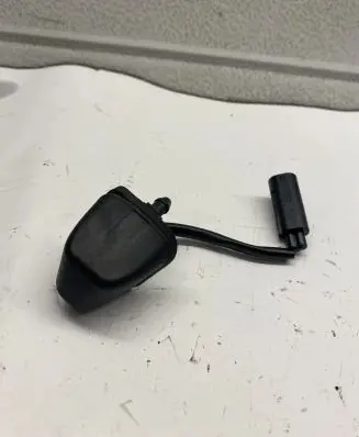 BMW 3 E90 E91 Windshield washer spray nozzle 836538503