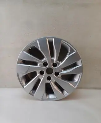 Suzuki Vitara (LY) R17 alloy rim 