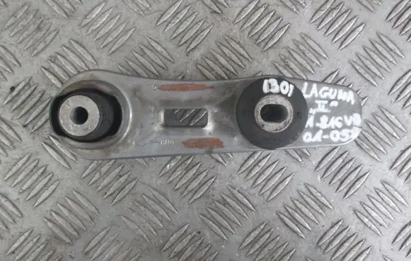 Renault Laguna II Gearbox mounting bracket