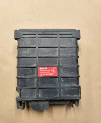 Volkswagen Golf II Engine control unit/module 321906263B 0280800042