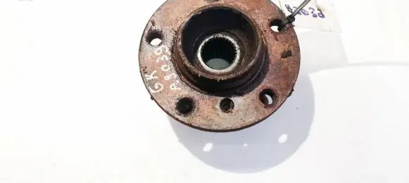 BMW 7 E65 E66 Rear wheel hub