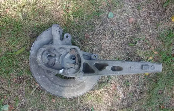 Jaguar XF X250 Front wheel hub spindle knuckle