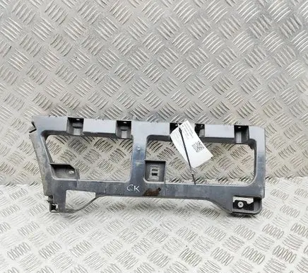 Opel Vivaro Rear bumper mounting bracket 9810782680