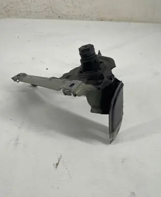 BMW X4 F26 Fender mounting bracket 75706