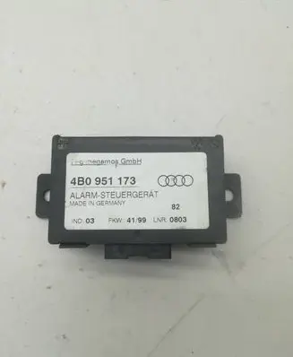 Audi A6 S6 C5 4B Alarm control unit/module 4B0951173