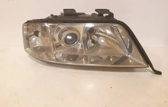 Audi A6 S6 C5 4B Headlight/headlamp 14847400