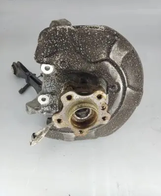 BMW 5 G30 G31 G38 Rear wheel hub spindle/knuckle 6861120 33326861120