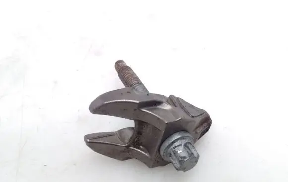 Ford Grand C-MAX Fuel Injector clamp holder 