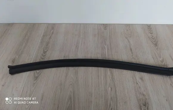 BMW 5 F10 F11 Engine compartment rubber 7206521