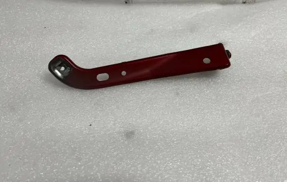 Ford Mustang VI Fender mounting bracket JR3B16C199BA