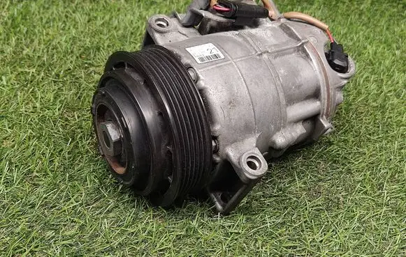 Mercedes-Benz E W212 Air conditioning (A/C) compressor (pump) A0008302100 4471504221 02P02143