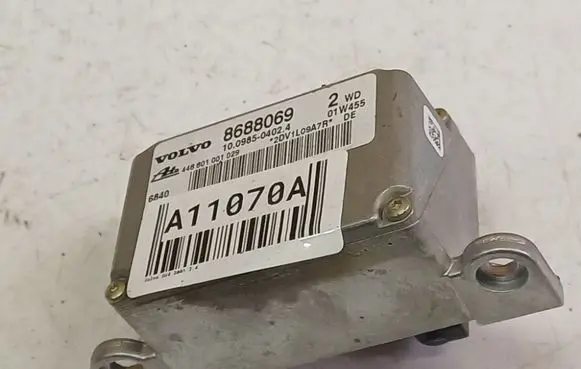 Volvo S60 ESP acceleration yaw rate sensor 8688068