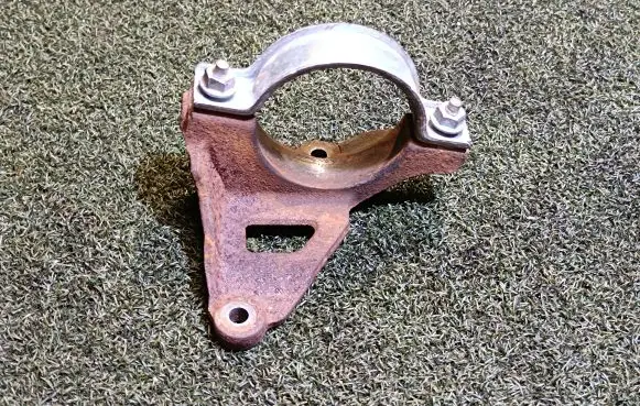 Ford Transit Custom Driveshaft support bearing bracket 8C113K305BA