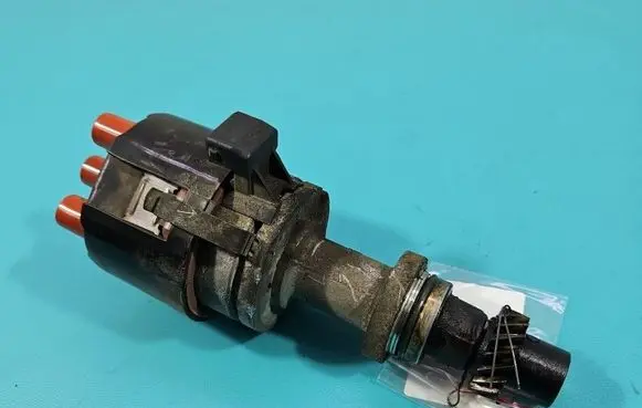 Audi A4 S4 B5 8D Spark distributor IMPRK1600944