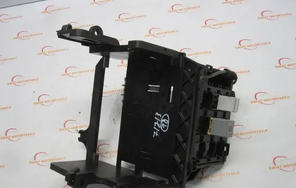 Volkswagen Tiguan Other interior part 1K2971262Q