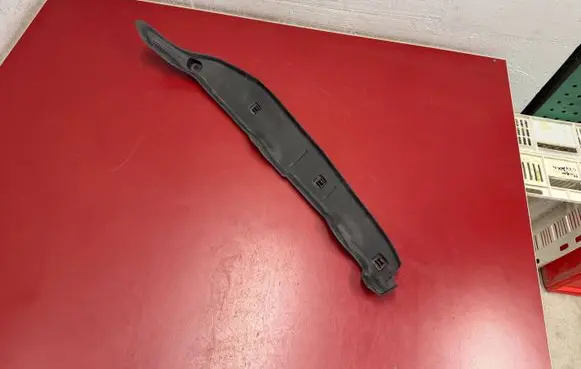 BMW X5 G05 Fender end trim 7214654 51437214654