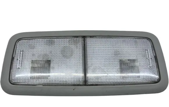 Toyota Avensis T270 Rear seat light 8125005030