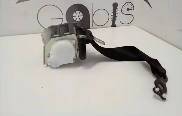 Mercedes-Benz E W214 Rear seatbelt A2068604800