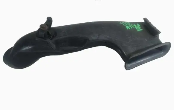 Opel Astra H Air intake hose/pipe 55351756