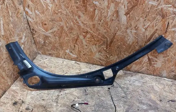 Mercedes-Benz GL X164 Other trunk/boot trim element A1646900427 1646900427 A1646930433