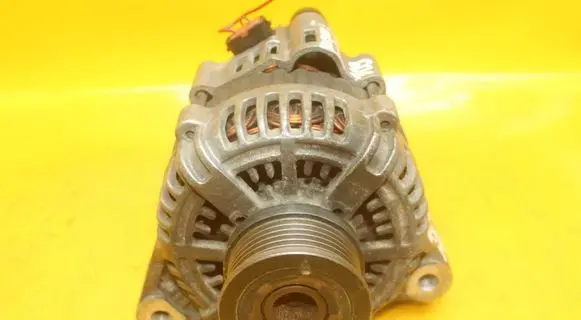 Hyundai Tucson JM Generator/alternator 3730027012 021319112