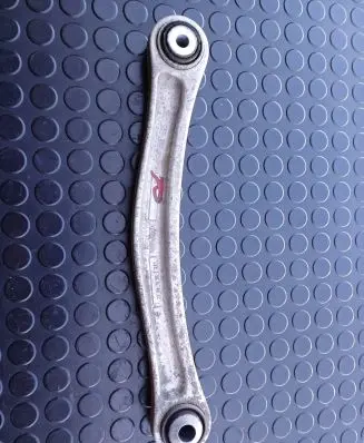 Porsche Cayenne (92A) Rear upper control arm/wishbone 7L0505376A
