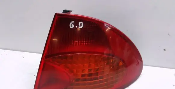 Toyota Avensis T220 Rear/tail lights 2329