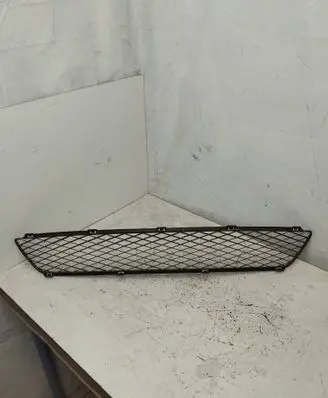 Mazda 6 Front bumper lower grill GJ6A501T1