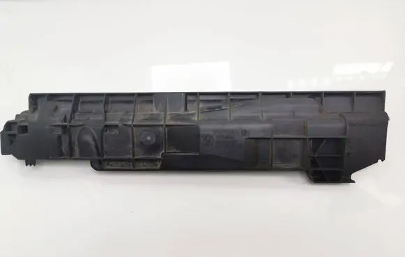 BMW 1 E81 E87 Radiator mount bracket 7524914 1710752491410 11074810