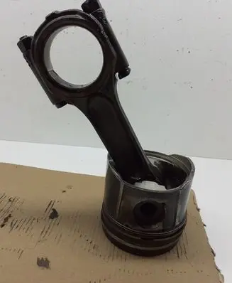 Peugeot 307 Piston with connecting rod